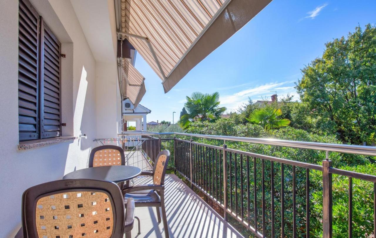 Mirko Apartment Porec Exterior photo