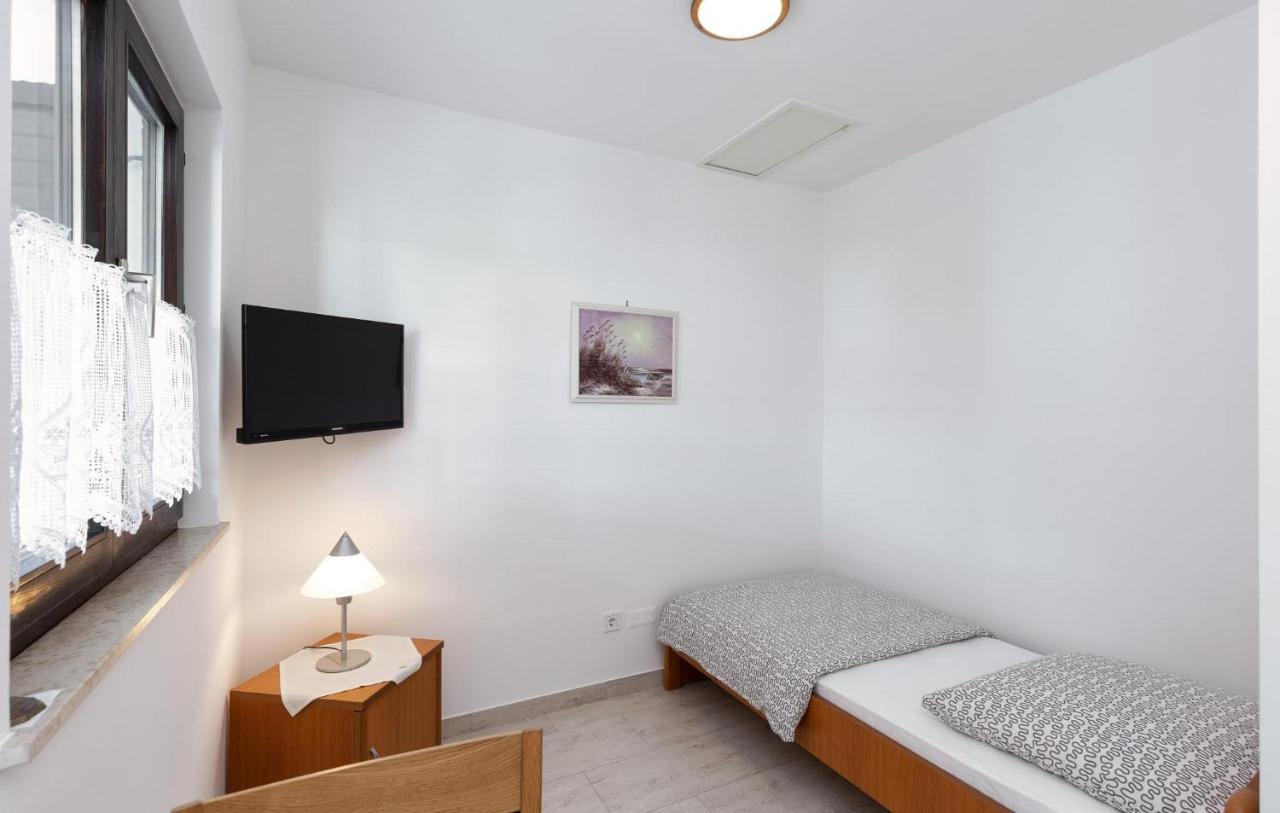 Mirko Apartment Porec Exterior photo