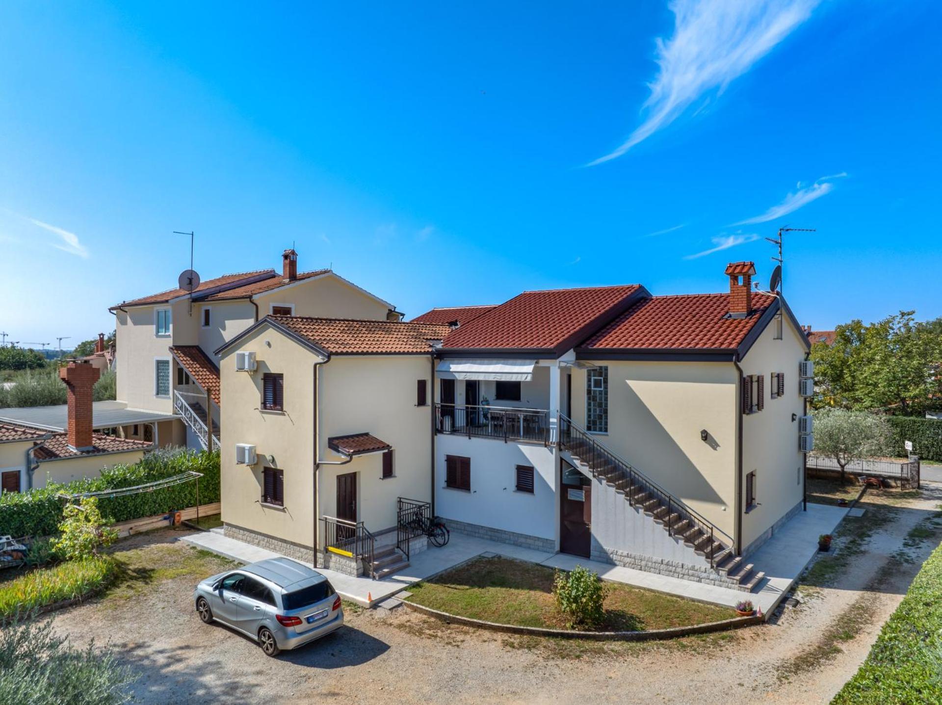 Mirko Apartment Porec Exterior photo